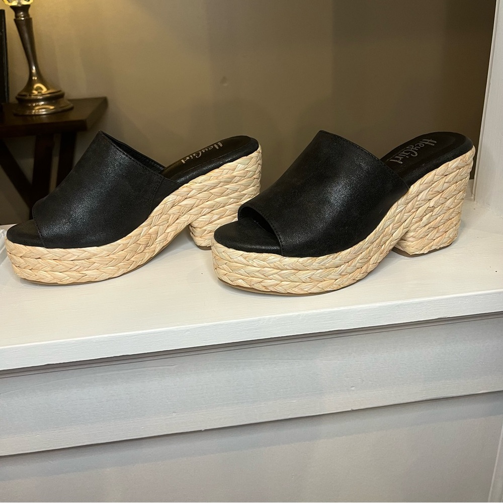 Hey girl by Corey’s Black Platform Sandals with Woven Tan Sole size 8 like new